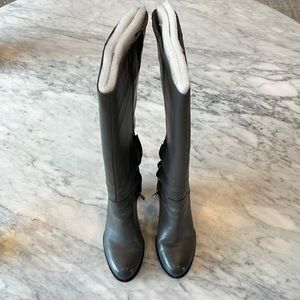 Sam Edelman “Regina” boot. Grey soft leather.